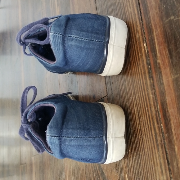 Grasshopper Janey II Sneakers - Picture 8 of 13